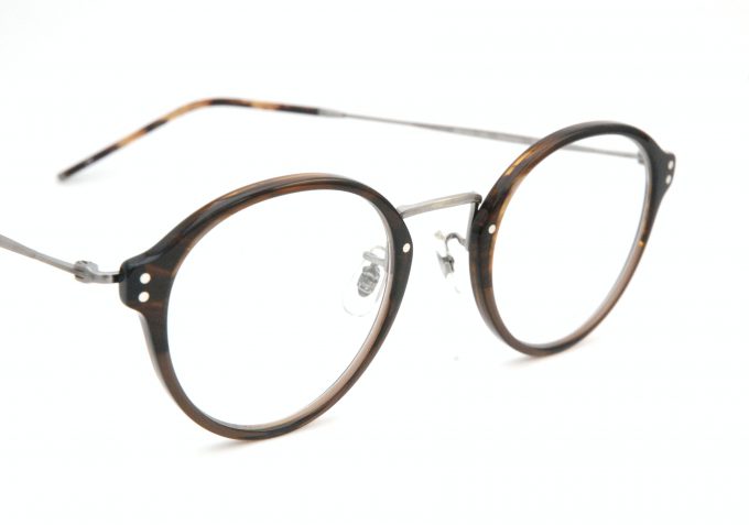 フレーム形ボストンOLIVER PEOPLES Deenen 度なし眼鏡 - サングラス/メガネ
